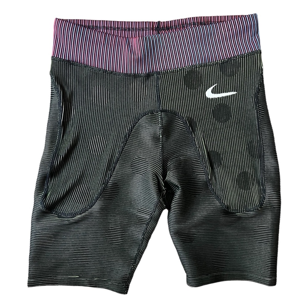$395 OFF-WHITE x NIKE Green Polka-Dot Print Performance Shorts Women’s Medium